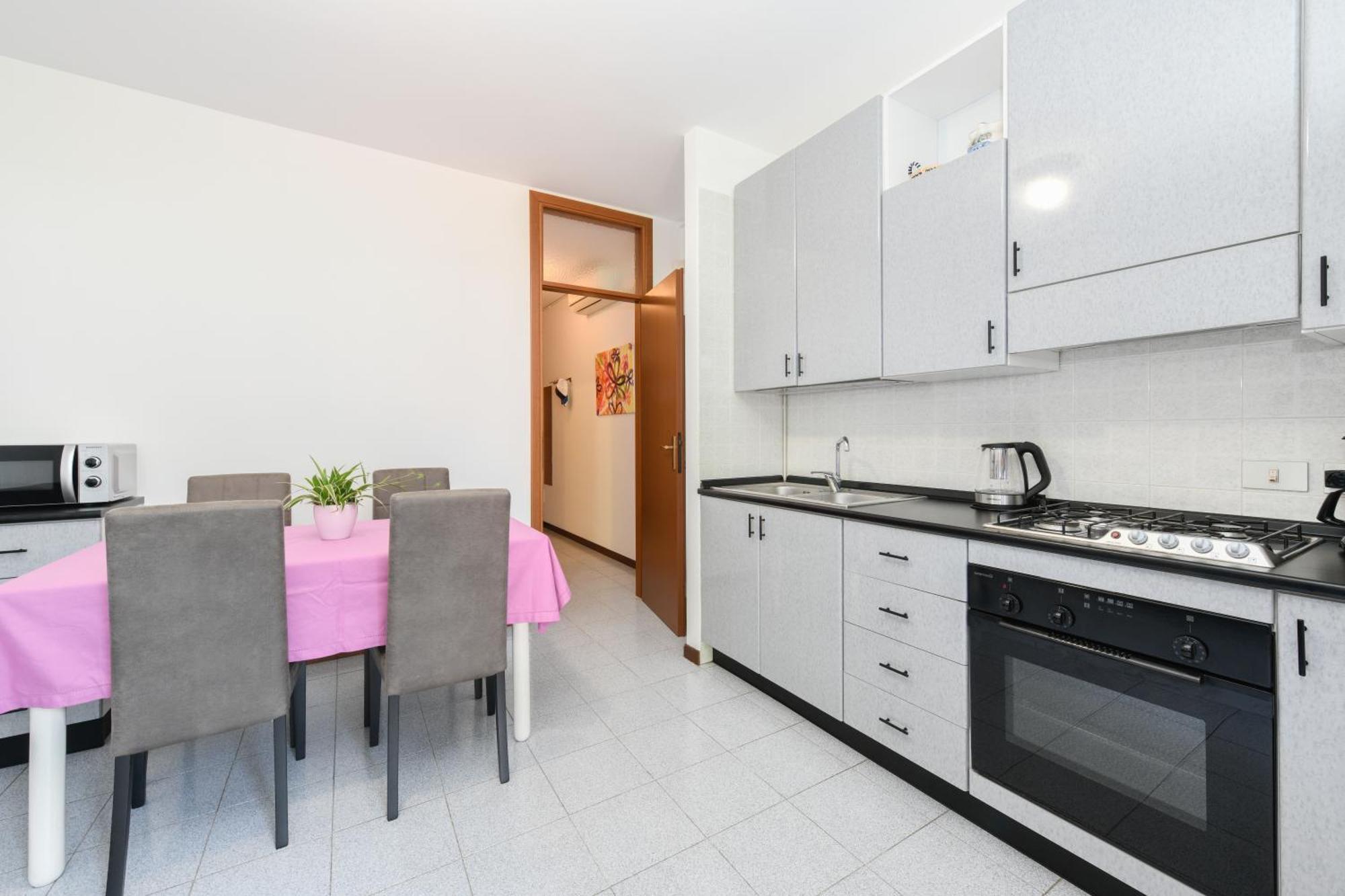 Breeze Apartment Desenzano del Garda Buitenkant foto